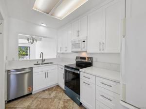 MLS #250036854SD image #0