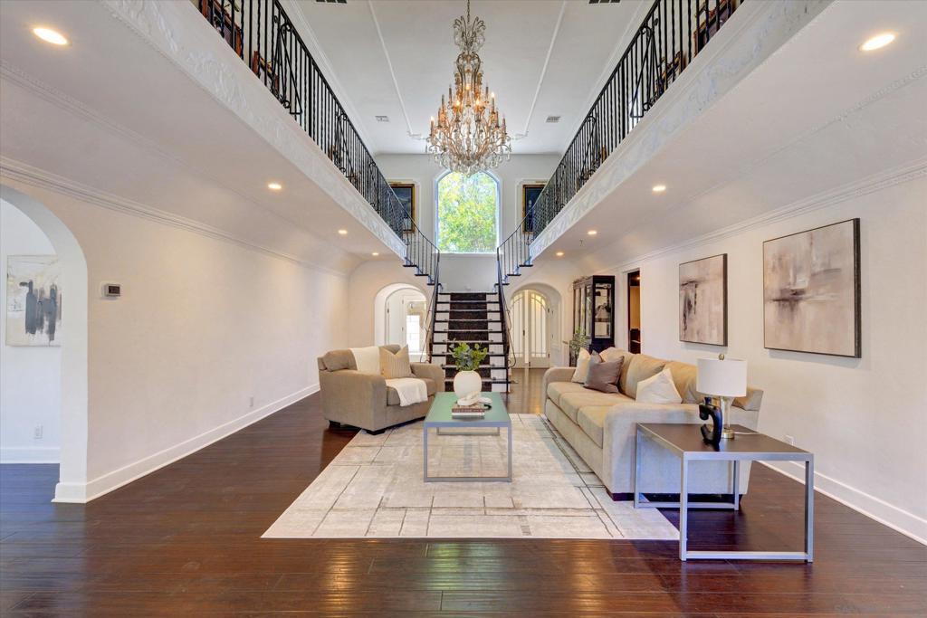 MLS #250036967SD image #0