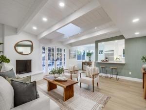 MLS #250036983SD image #0