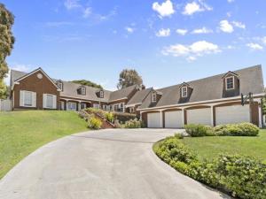 MLS #250037042SD image #0