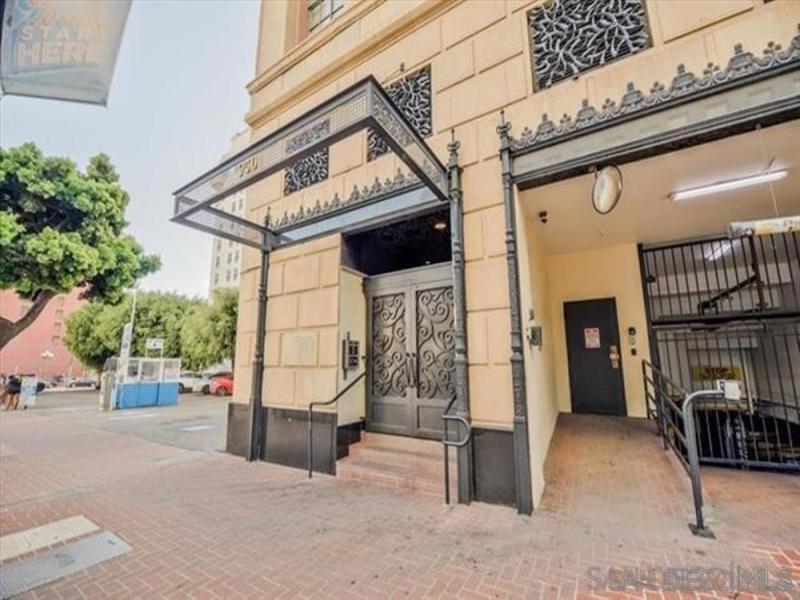 MLS #250037086SD image #0