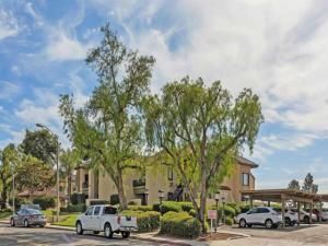 MLS #250037171SD image #0