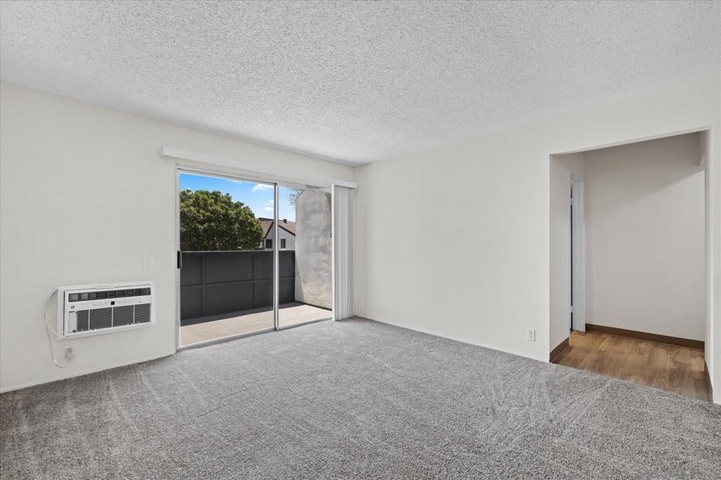 MLS #250037194SD image #0