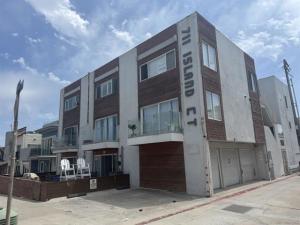 MLS #250037258SD image #0