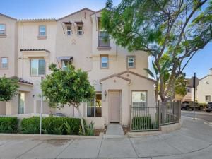 MLS #250037364SD image #0