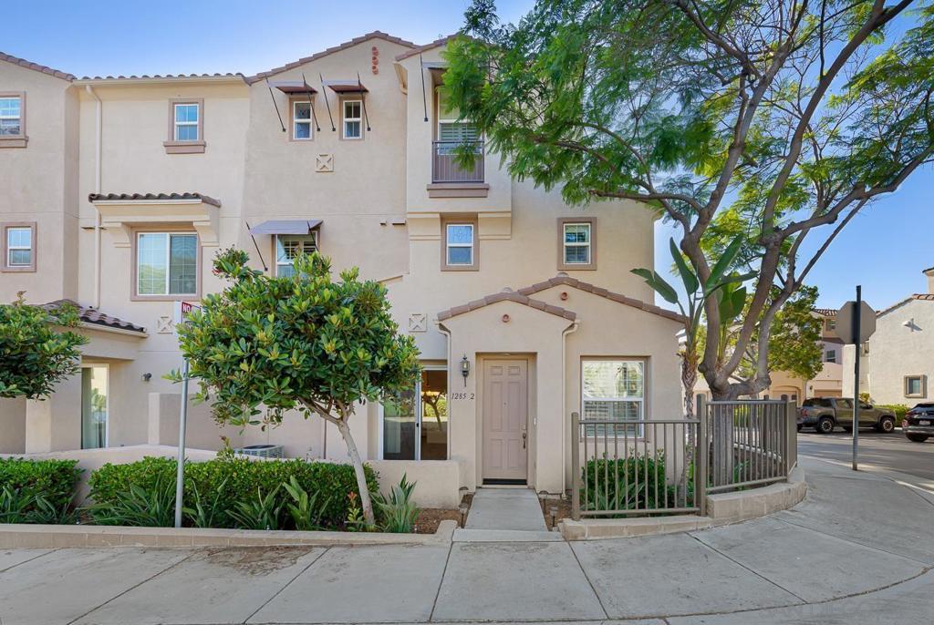 MLS #250037364SD image #0