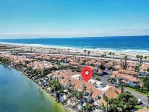 MLS #250037366SD image #0