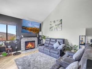 MLS #250037589SD image #0