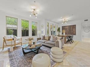 MLS #250037628SD image #0