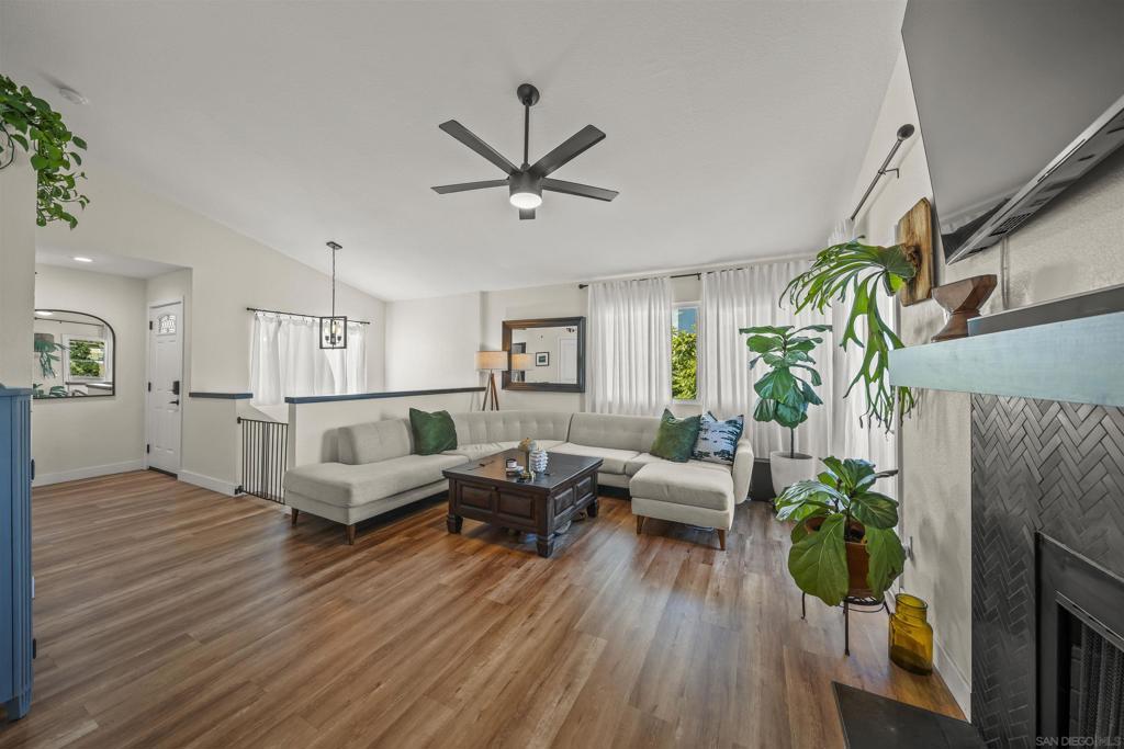 MLS #250037843SD image #0