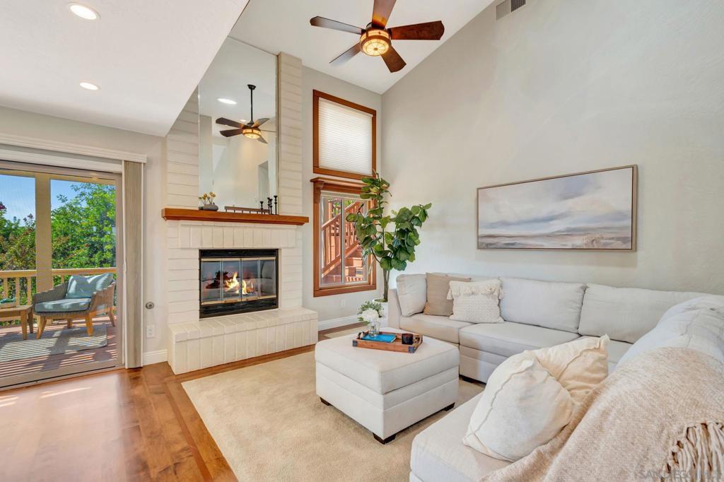 MLS #250037905SD image #0