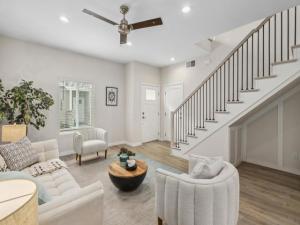 MLS #250037932SD image #0