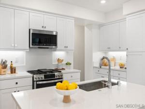 MLS #250037943SD image #0