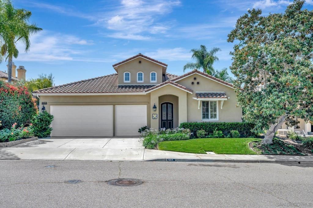 MLS #250038007SD image #0