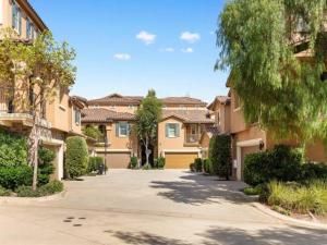 MLS #250038012SD image #0