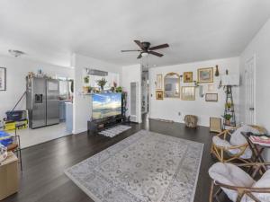 MLS #250038042SD image #0