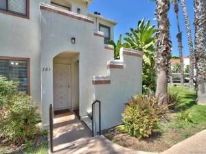 MLS #250038060SD image #0