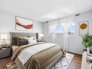 MLS #250038077SD image #0