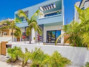 MLS #250038150SD image #0