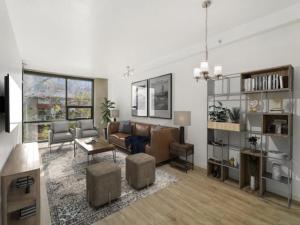 MLS #250038165SD image #0