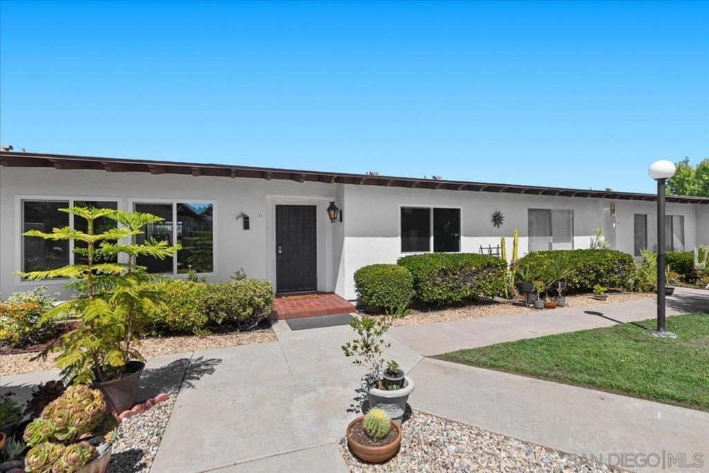 MLS #250038253SD image #0