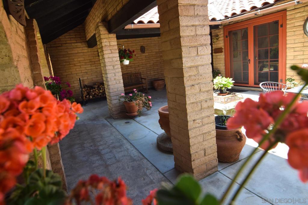 MLS #250038255SD image #0