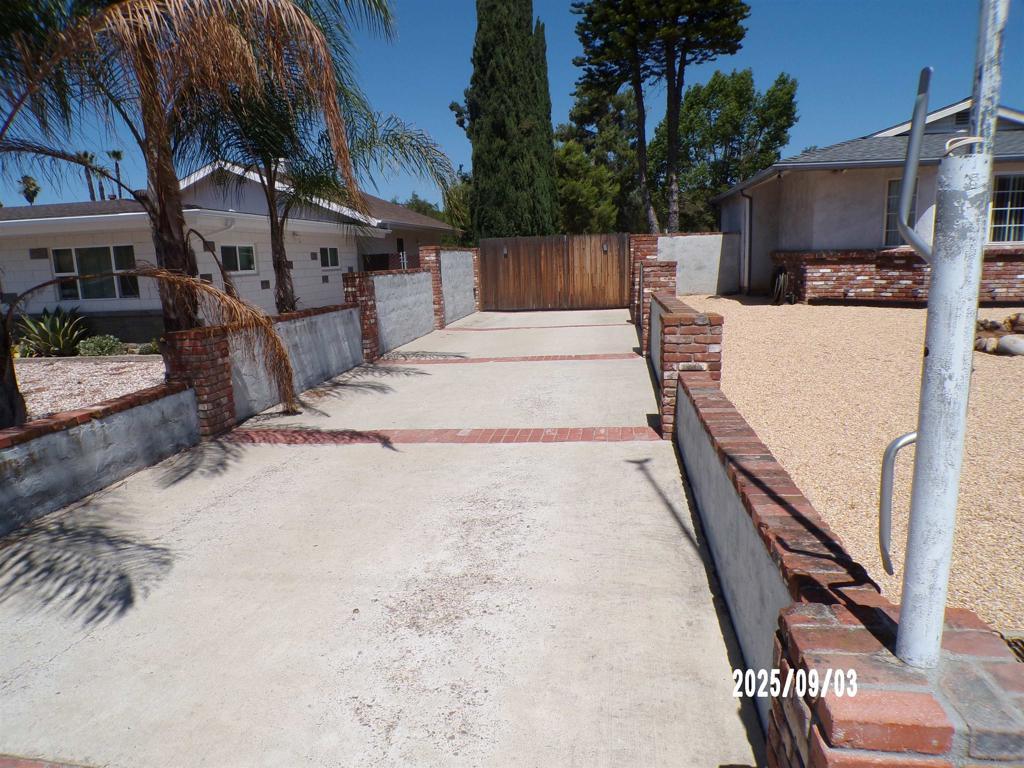 MLS #250038271SD image #0