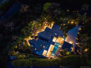 MLS #250038272SD image #0