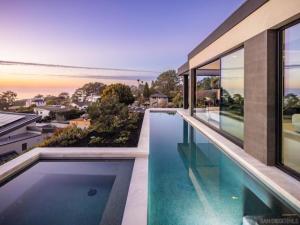 MLS #250038307SD image #0