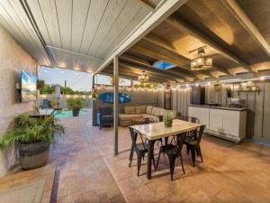 MLS #250038331SD image #0