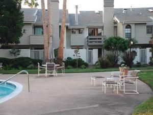 MLS #250038368SD image #0