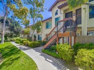 MLS #250038405SD image #0