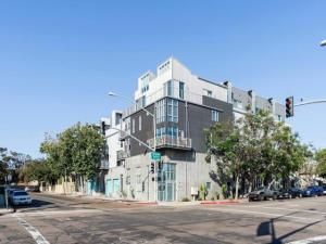 MLS #250038516SD image #0