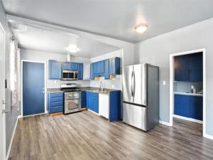 MLS #250035573SD image #0