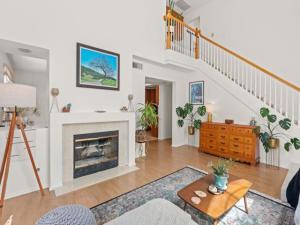 MLS #250038615SD image #0