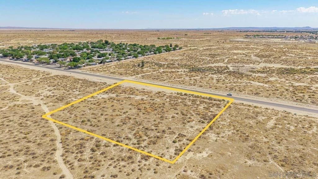 MLS #250038634SD image #0