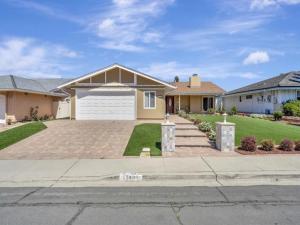 MLS #250038643SD image #0