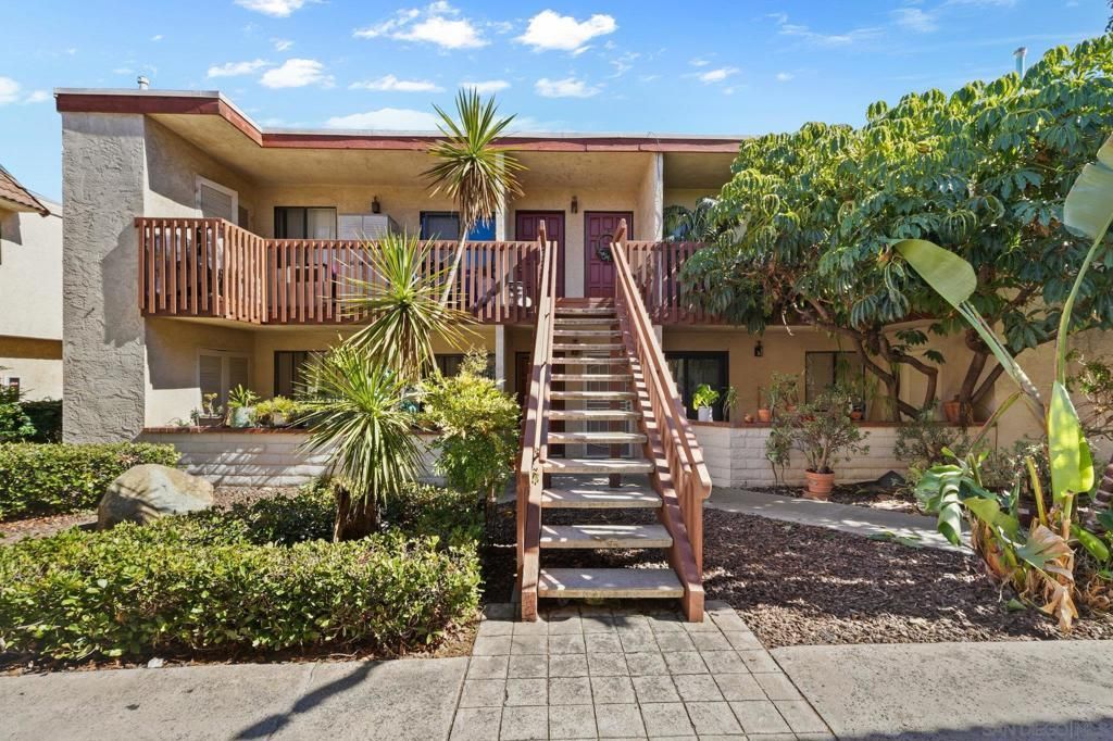 MLS #250038692SD image #0