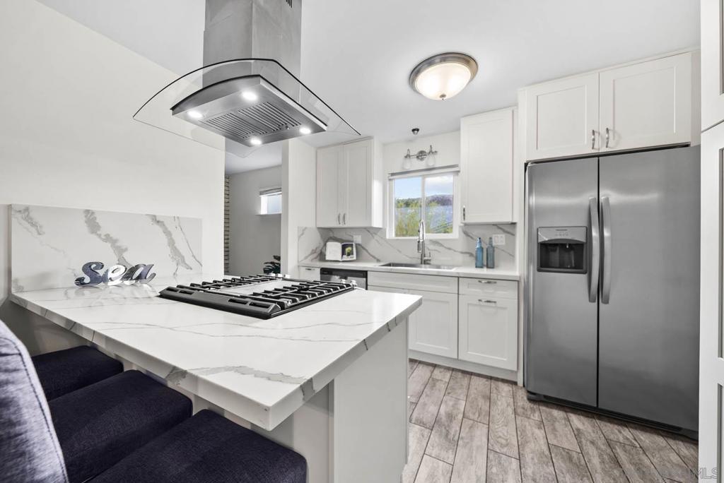 MLS #250038715SD image #0