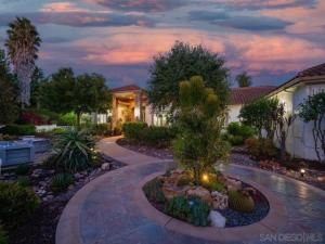 MLS #250038736SD image #0