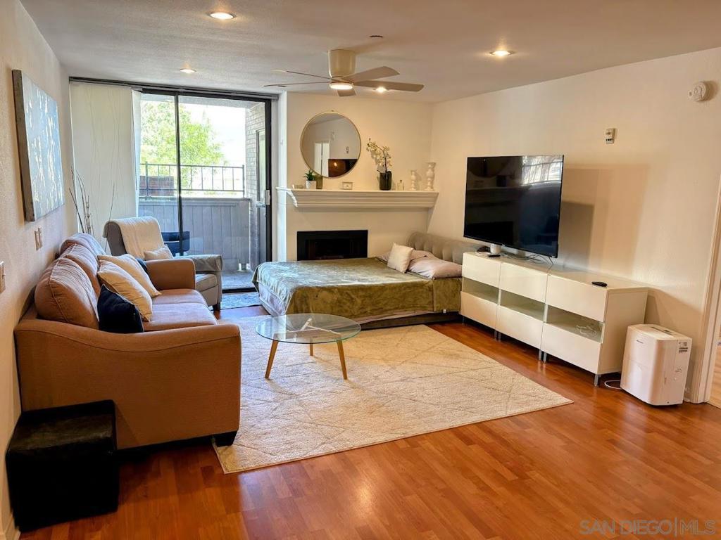 MLS #250038782SD image #0