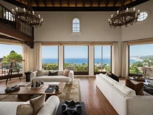 MLS #250038797SD image #0