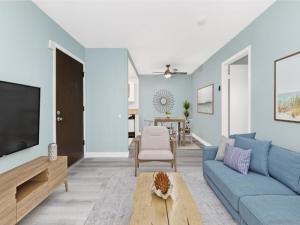 MLS #250038871SD image #0