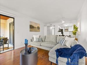 MLS #250038888SD image #0