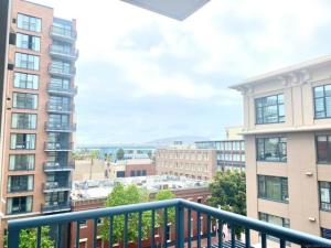 MLS #250038893SD image #0