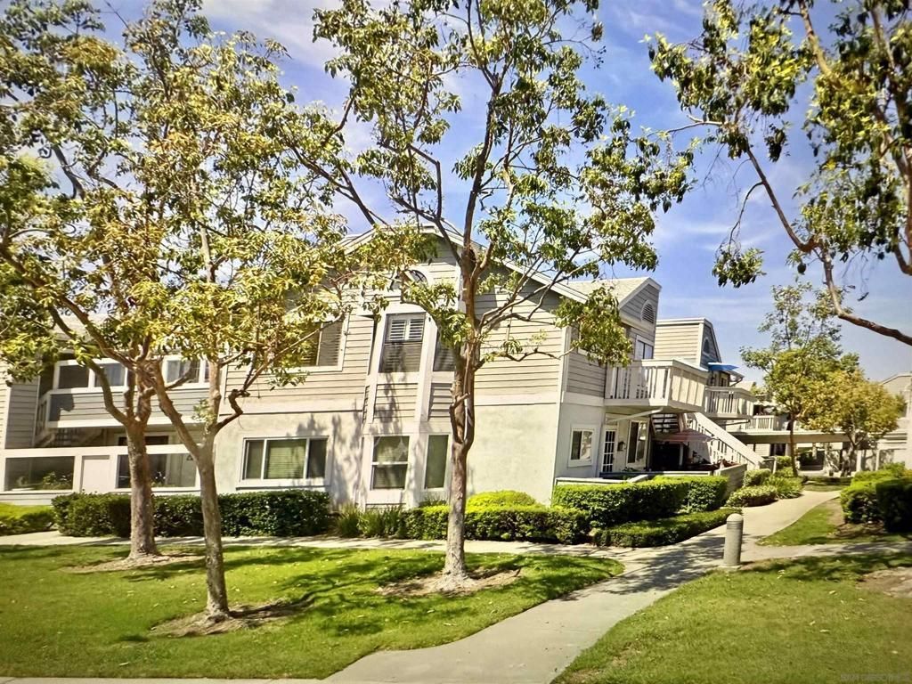 MLS #250038934SD image #0