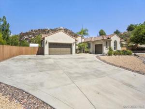 MLS #250038998SD image #0