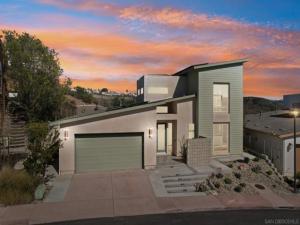 MLS #250039227SD image #0