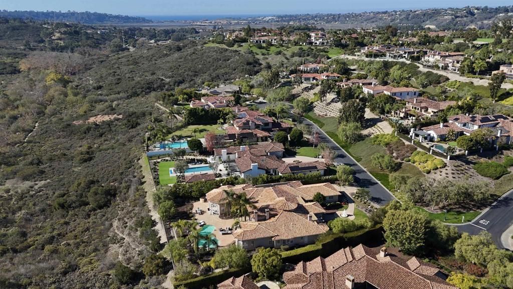 MLS #250039233SD image #0