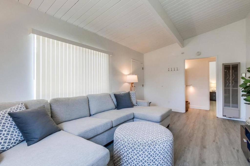 MLS #250039274SD image #0